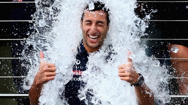 F1 GP Belgique 2014 Red Bull Ricciardo Ice Bucket Challenge