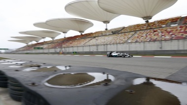 F1 GP Chine 2014 Mercedes Hamilton tribunes
