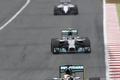 F1 GP Espagne 2014 Mercedes Hamilton suivi de Rosberg