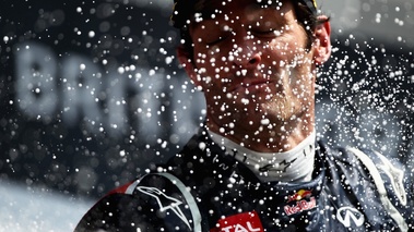 F1 GP Grande-Bretagne Red Bull Webber champagne