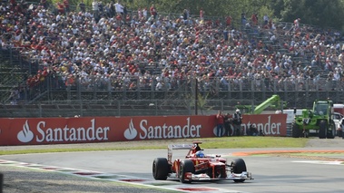 F1 GP Italie Ferrari Alonso et tribunes