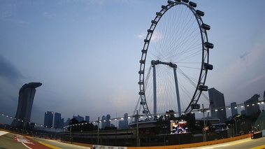 F1 GP Singapour 2012 McLaren grande roue