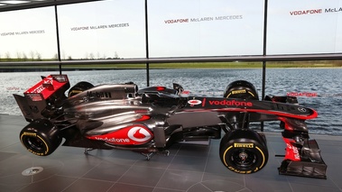 McLaren MP4-28 profil