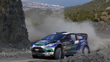 Acropole Grece 2012 Ford Latvala 3/4 avant