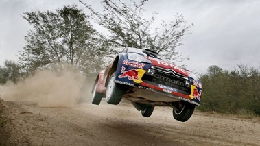 Argentine 2012 Citroën Hirvonen jump 3/4 avant