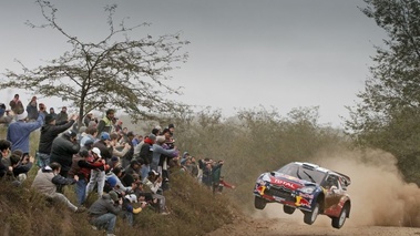 Argentine 2012 Citroën Hirvonen jump