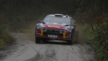 GB 2011 Citroën DS3 Loeb de face