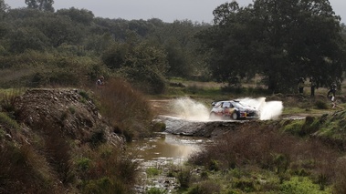 Portugal 2012 Citroën Neuville gué