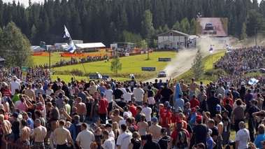 WRC Finlande 2012 ambiance spectateurs 