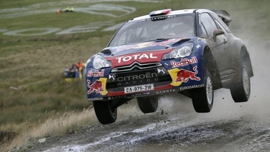 WRC Grande-Bretagne 2012 Citroën Loeb jump