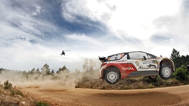 WRC Italie 2013 Citroën DS3 Sordo jump