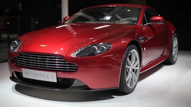 Aston Martin Vantage S Dragon 88