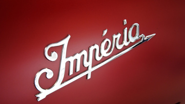 Imperia rouge mate logo coffre