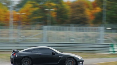 Journée FLA au Bugatti - Nissan GT-R 2011 noir filé