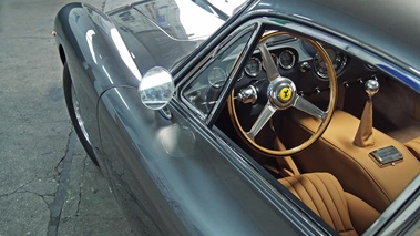 Sellerie Caribex - Ferrari 250 GT Lusso anthracite intérieur 4