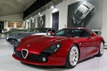 Visite de l'usine Zagato - Alfa Romeo TZ3 rouge 3/4 avant gauche