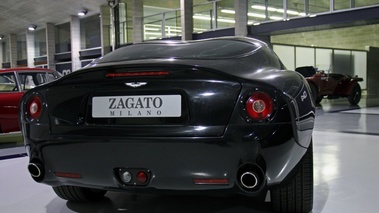 Visite de l'usine Zagato - Aston Martin DB7 Zagato face arrière