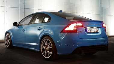 Volvo S60 Polestar - bleue - 3/4 arrière gauche