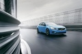 Volvo S60 Polestar - bleue - 3/4 avant droit dynamique 2