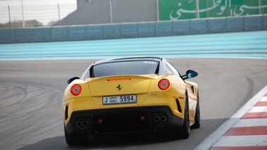 Abu Dhabi - Ferrari 599 GTO jaune face arrière
