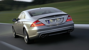 CLS 63 AMG grise 3/4 arrière gauche