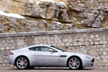 Aston Martin V8 Vantage grise profil