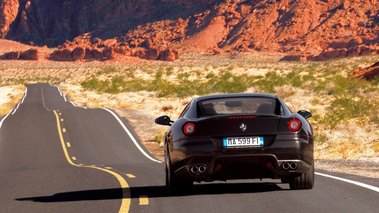 Ferrari 599 noire arrière