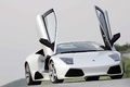 Lamborghini Murciélago LP 640 blanche portes ouvertes