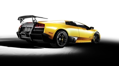 Lamborghini Murcielago LP 670-4 SV-jaune-3/4 arrière droit