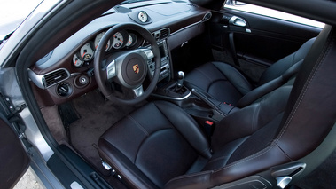 Porsche 911 Turbo intérieur