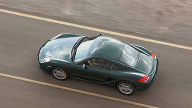 Porsche Cayman S vert profil top shot