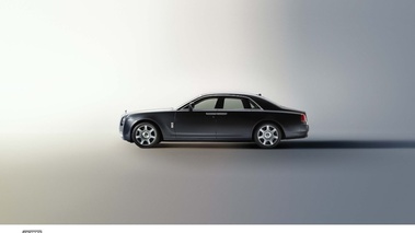 Rolls-Royce 200EX-gris/noir-profil