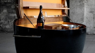 Bar-Cabine-Riva-Veuve-Cliquot