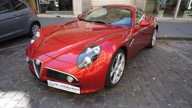 ALFA ROMEO 8C Competizione - VENDU 2008 - Vue 3/4 avant gauche