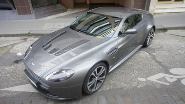 ASTON MARTIN V12 Vantage - VENDU 2009 - 