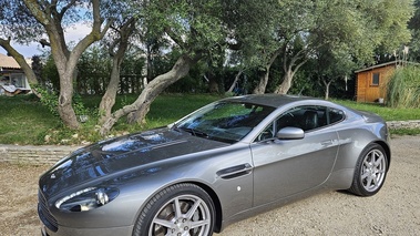 ASTON MARTIN v8 vantage 2008 - 3/4 avant 