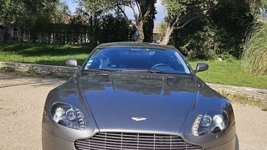 ASTON MARTIN v8 vantage 2008 - face avant 