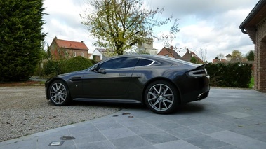 ASTON MARTIN VANTAGE S 2012 - 