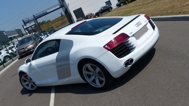 AUDI R8 V8 - VENDU 2010 - 