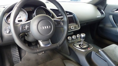 AUDI R8 V8 - VENDU 2010 - 