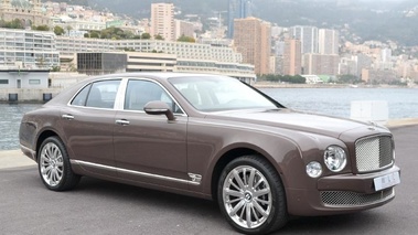 BENTLEY Mulsanne 2015 - 