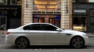 BMW M5 F10 - VENDU 2012 - profil
