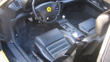 FERRARI 355 Spider - VENDU 1997 - 3/4 avant gauche