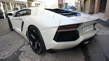 LAMBORGHINI Aventador LP700-4 - VENDU 2012 - 3/4 arrière gauche