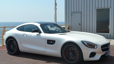 MERCEDES BENZ AMG GTs 2016 - 