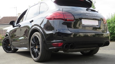 PORSCHE CAYENNE 2 2013 - PORSCHE CAYENNE II GTS V8 4.8 420CH zsa 1