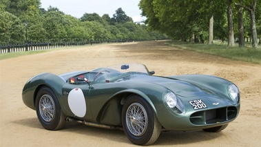 ASTON MARTIN DB3S - VENDU 1956 - 3/4 avant droit