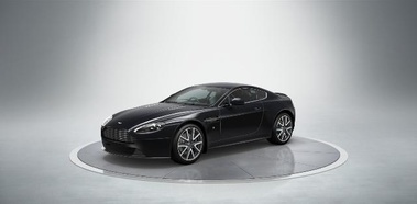 ASTON MARTIN Vantage S - VENDU 2011 - Vue 3/4 avant gauche