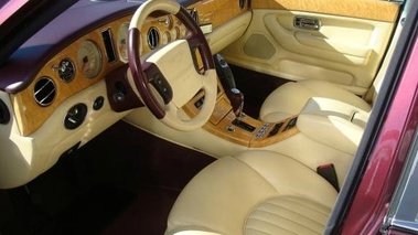 BENTLEY Arnage Red Label - VENDU 2000 - Vue 3/4 avant droit