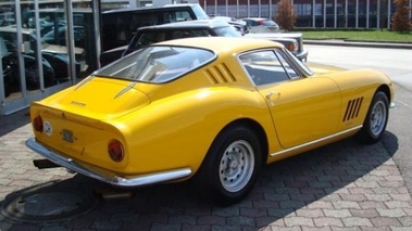 FERRARI 275 GTB/2 - VENDU 1966 - Vue 3/4 arrière droit